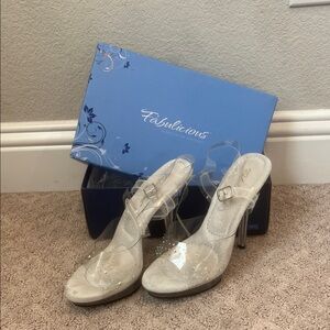 Fabulicious Elegant Silver Heels